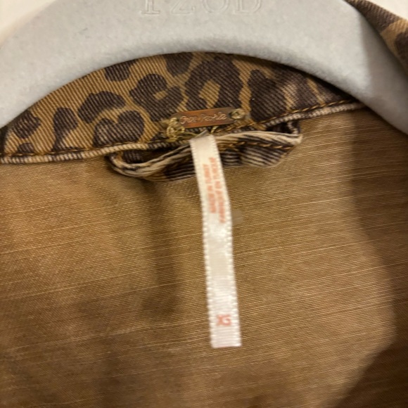 EUC Cropped Distressed Free People Jacket - Picture 2 of 5